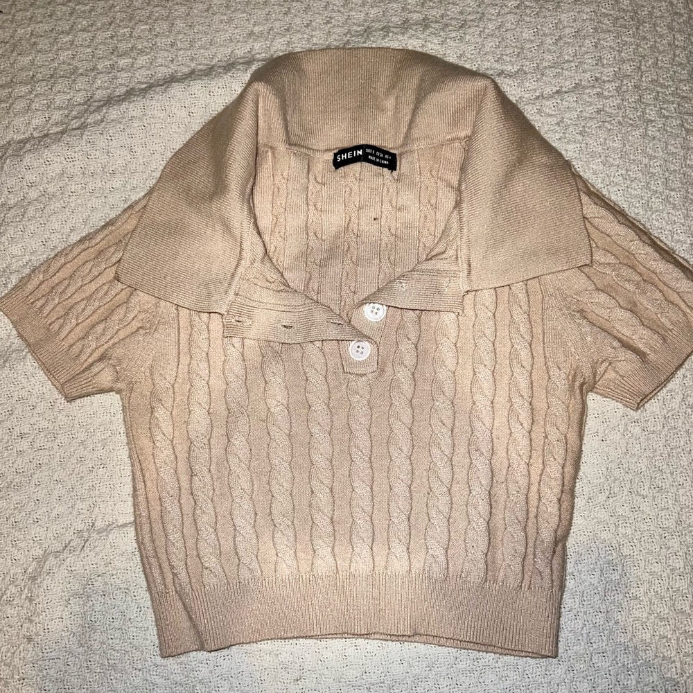 Half button cable knit crop top